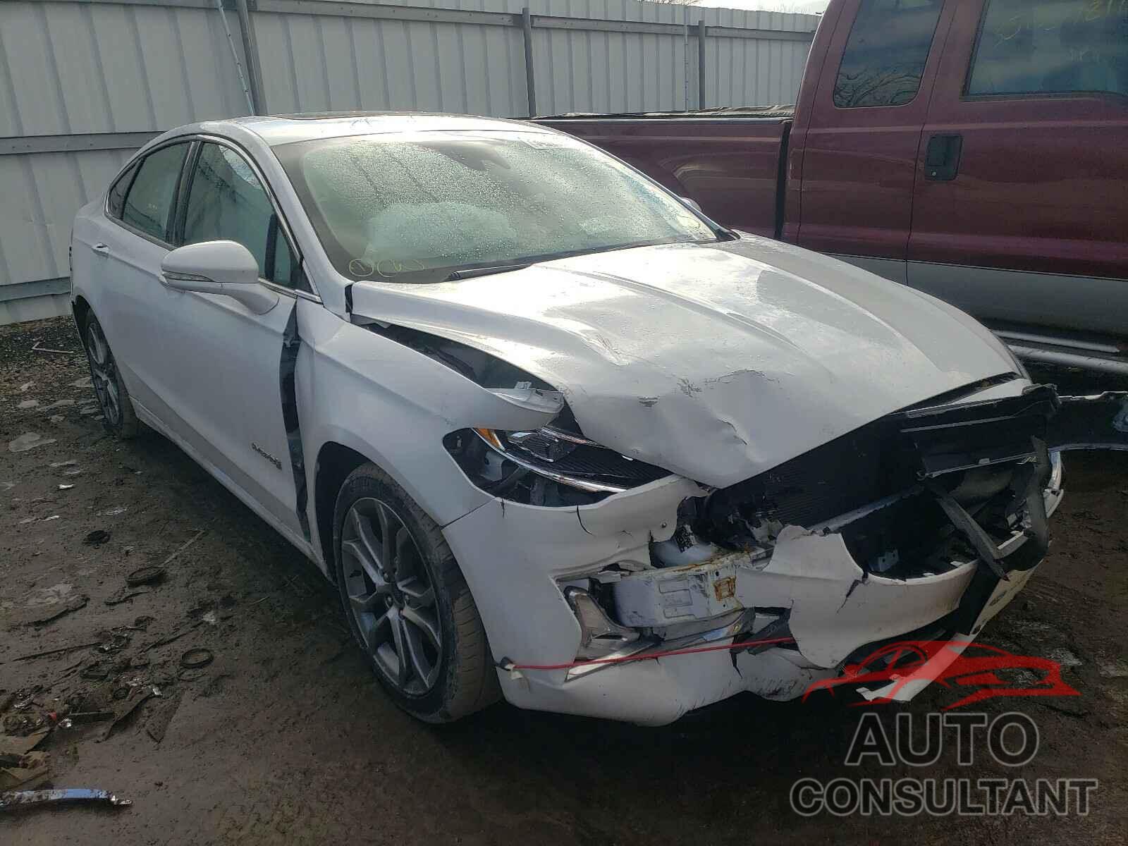 FORD FUSION 2019 - ML32AUHJ8MH014328