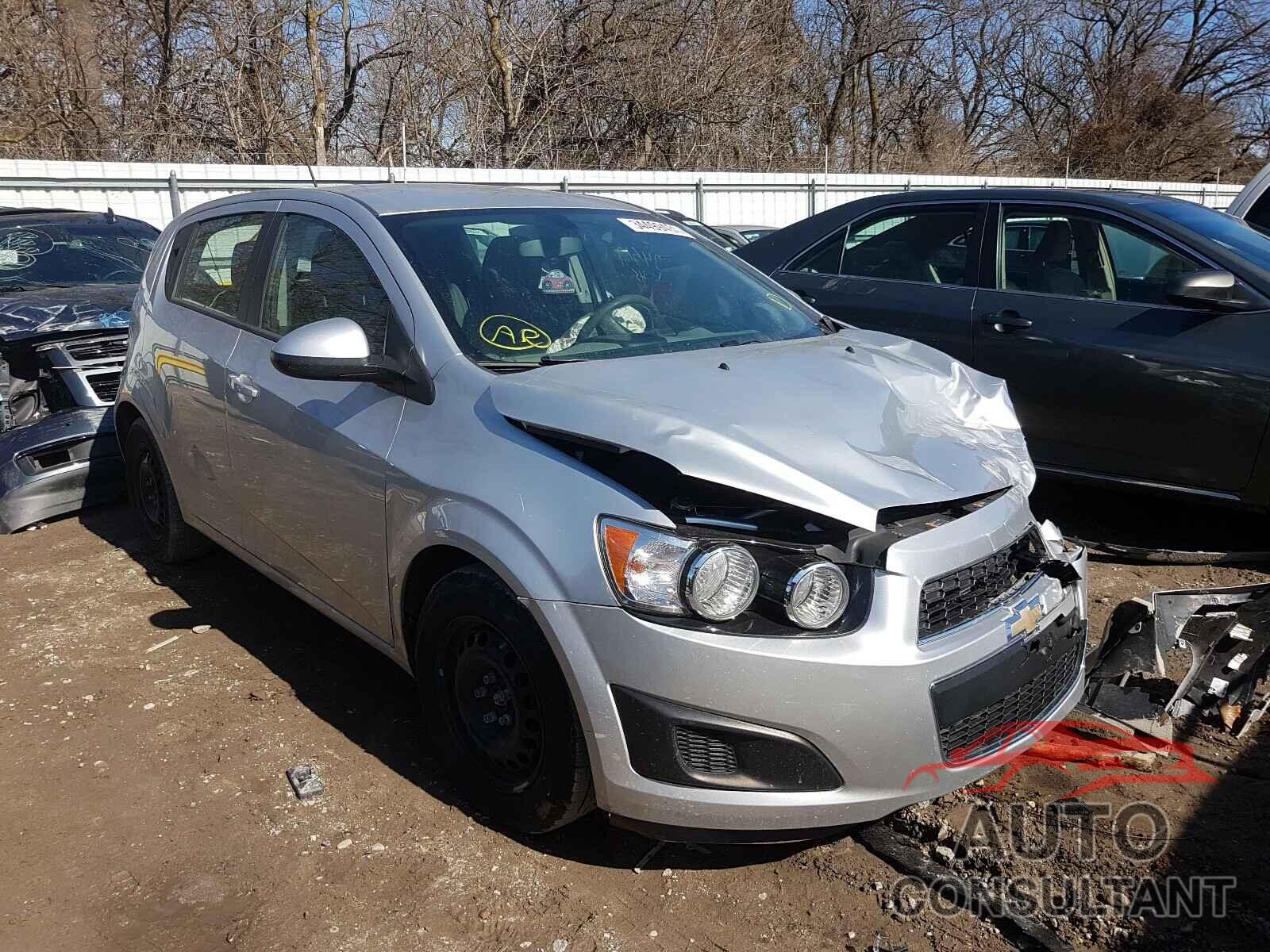 CHEVROLET SONIC 2015 - 4T1BD1FK8HU217128