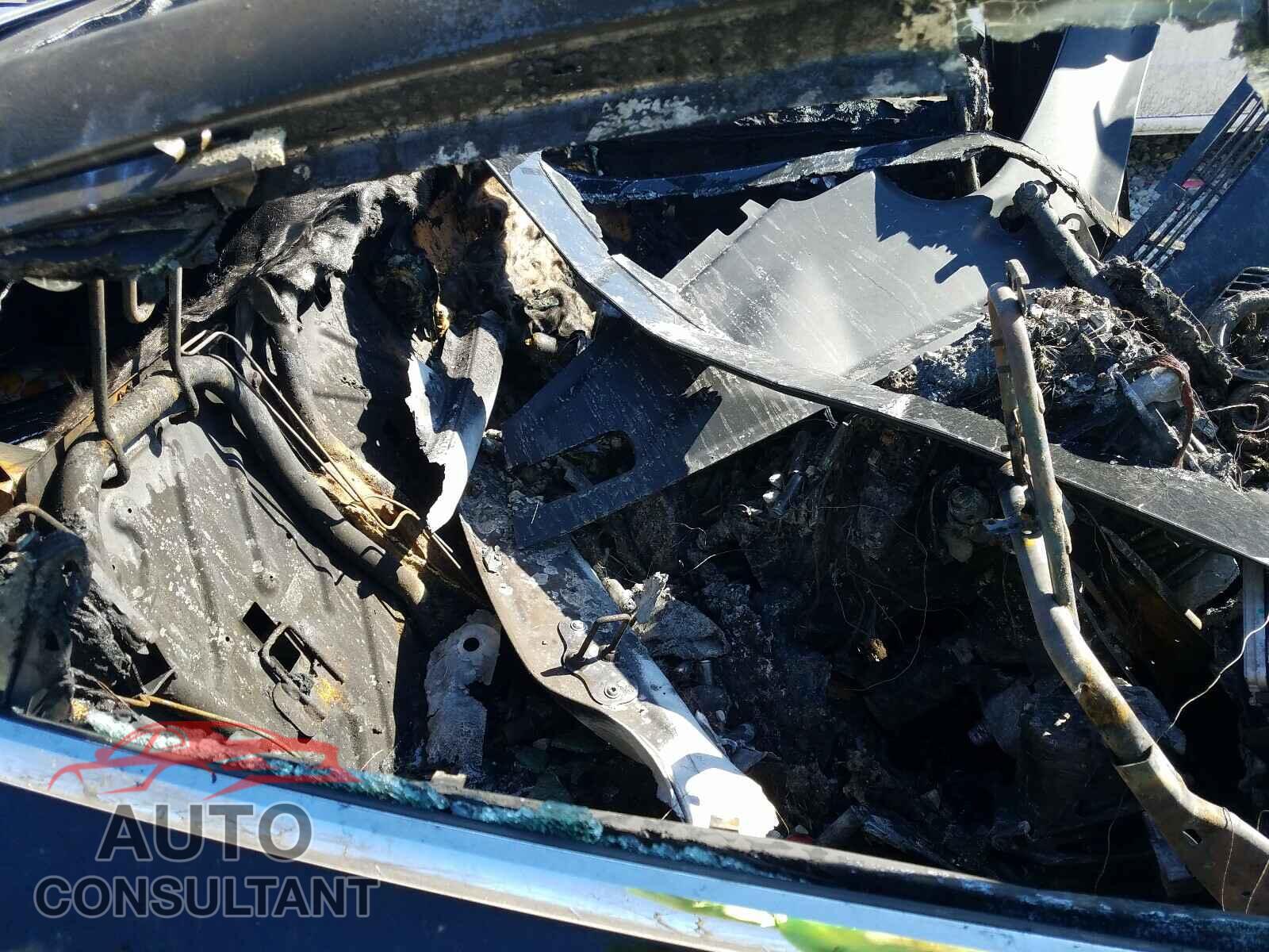 TESLA MODEL S 2019 - 5YJSA1E2XKF337429