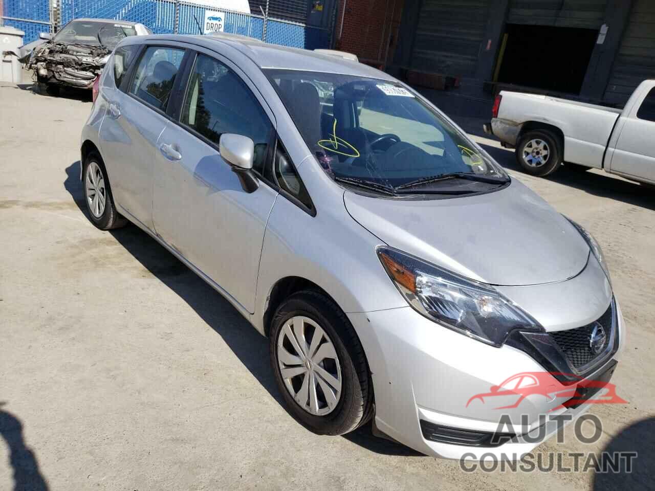 NISSAN VERSA 2018 - 3N1CE2CP8JL368114