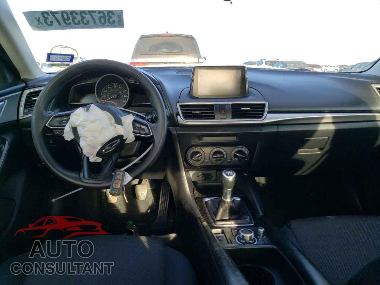 MAZDA 3 2017 - 3MZBN1U75HM140574
