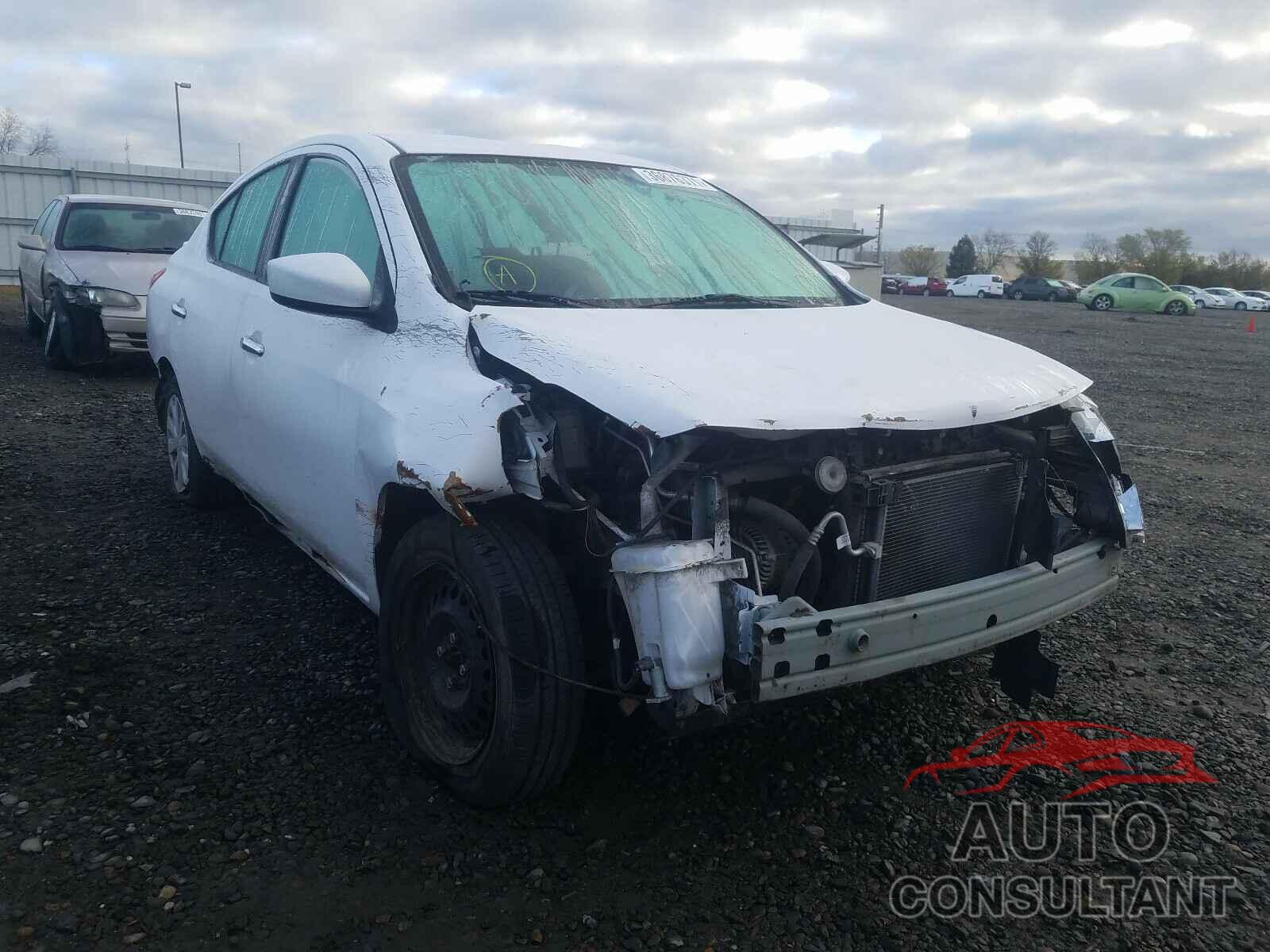 NISSAN VERSA 2016 - 3N1CN7AP3GL871493