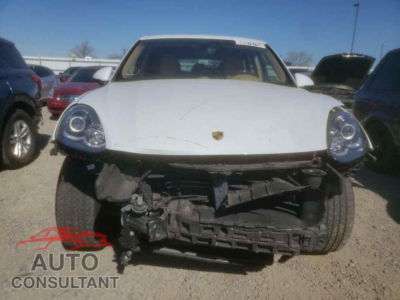 PORSCHE CAYENNE 2016 - WP1AA2A25GLA05411