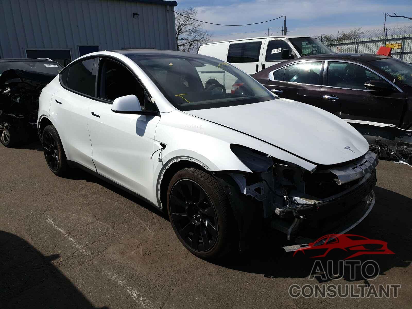 TESLA MODEL Y 2020 - 5YJYGDEF4LF002780