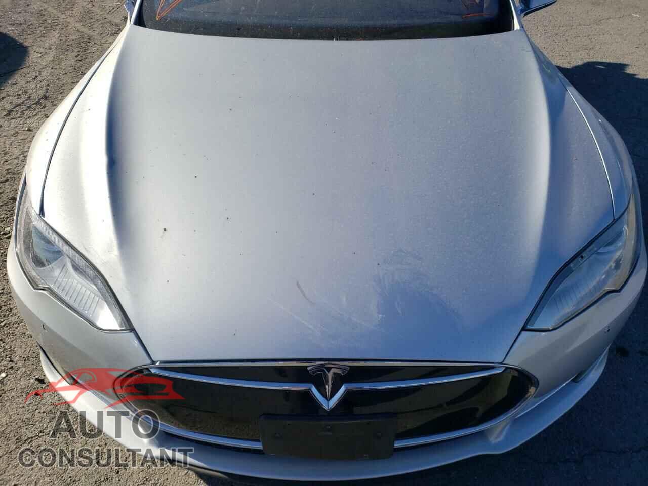 TESLA MODEL S 2016 - 5YJSA1E1XGF128822