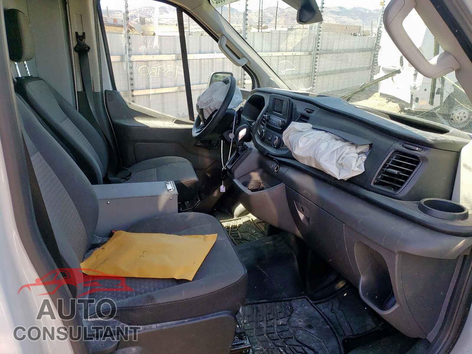 FORD TRANSIT CO 2020 - 1FTBR1CG3LKB75400