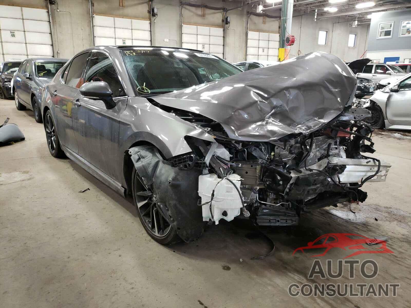 TOYOTA CAMRY 2018 - 4T1BZ1HKXJU501784