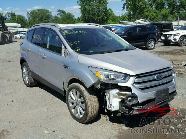 FORD ESCAPE 2017 - 1FMCU9J93HUA98007