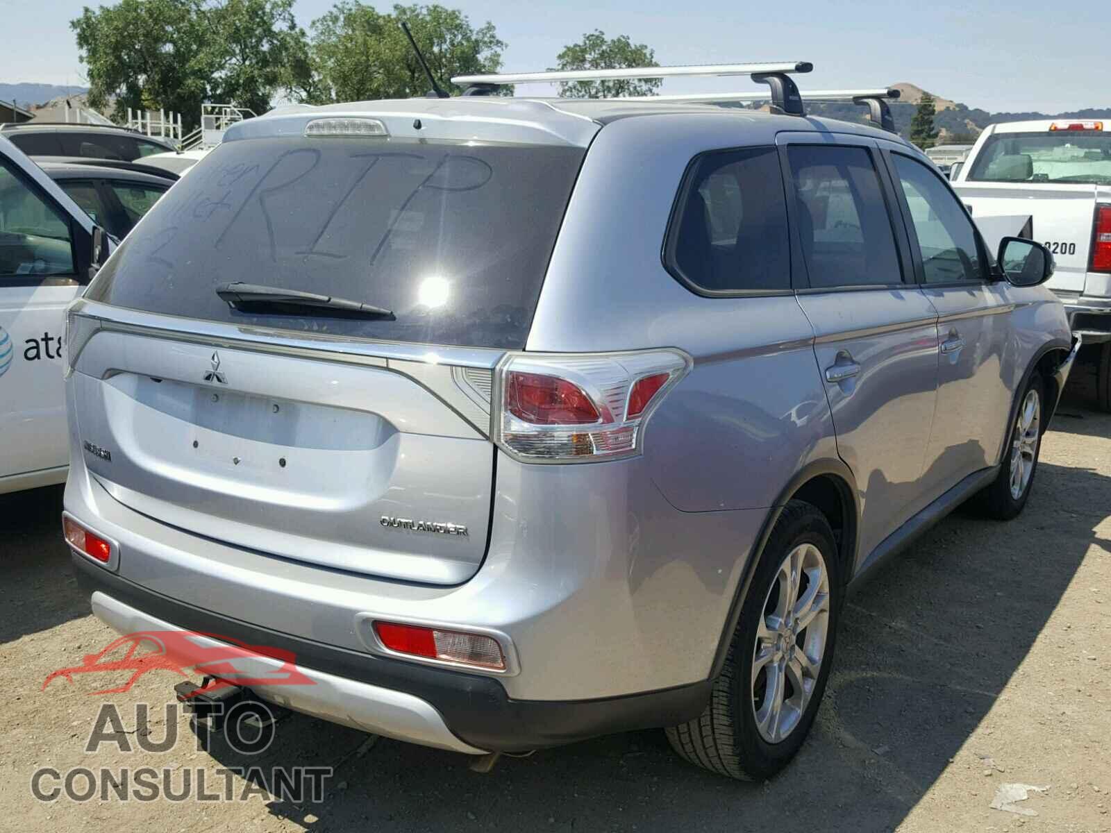 MITSUBISHI OUTLANDER SE 2015 - JA4AD3A32FZ013527