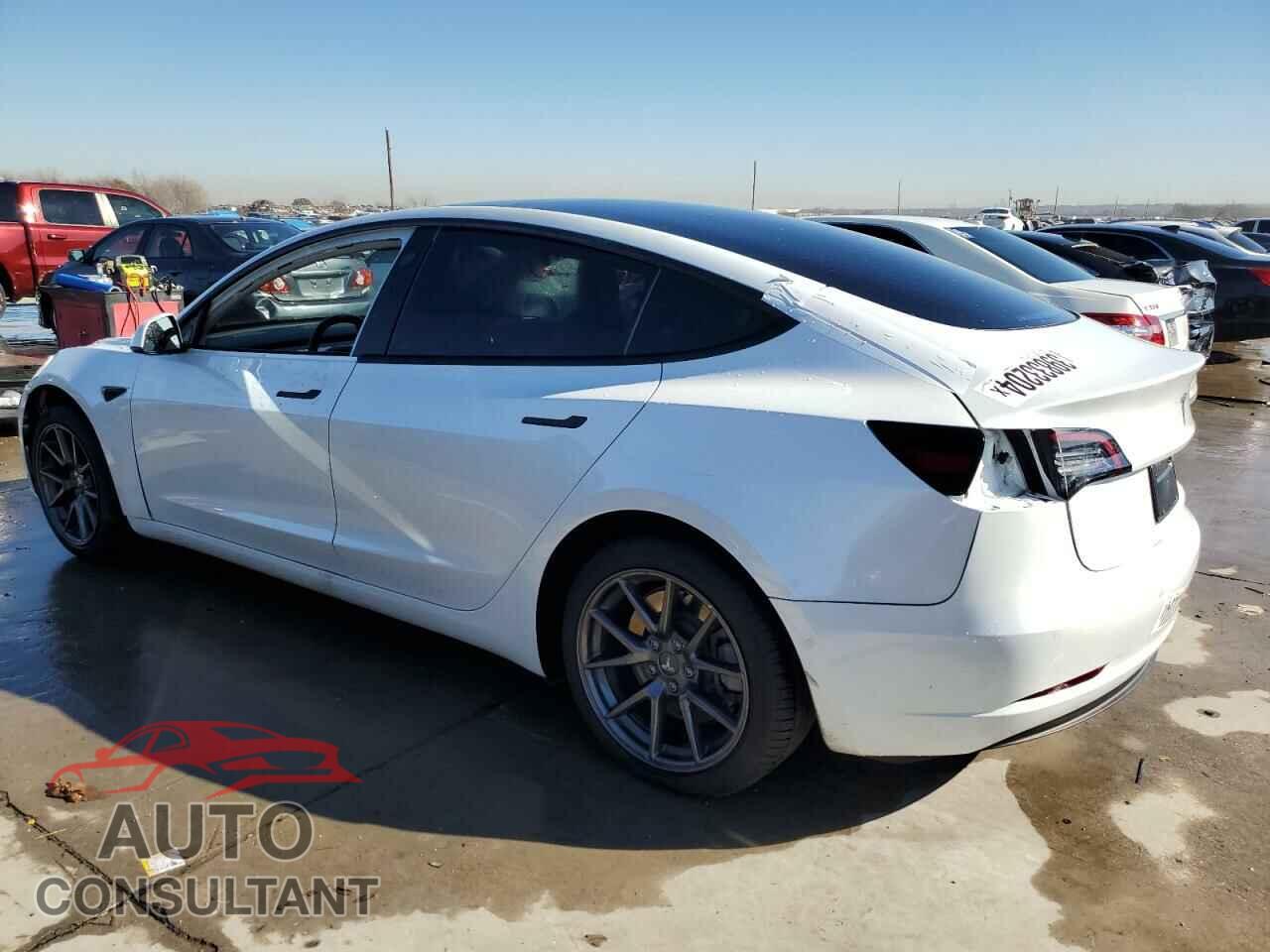 TESLA MODEL 3 2021 - 5YJ3E1EA4MF873375
