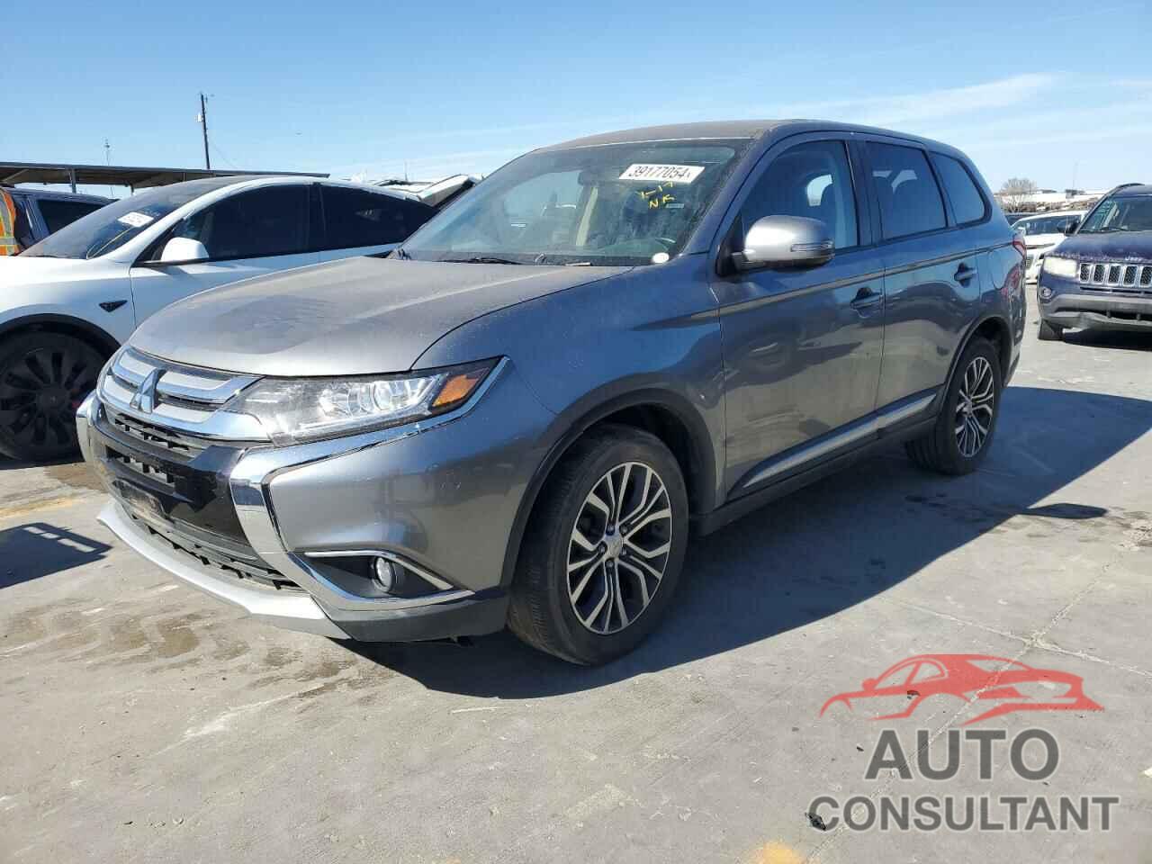 MITSUBISHI OUTLANDER 2018 - JA4AZ3A30JZ025170