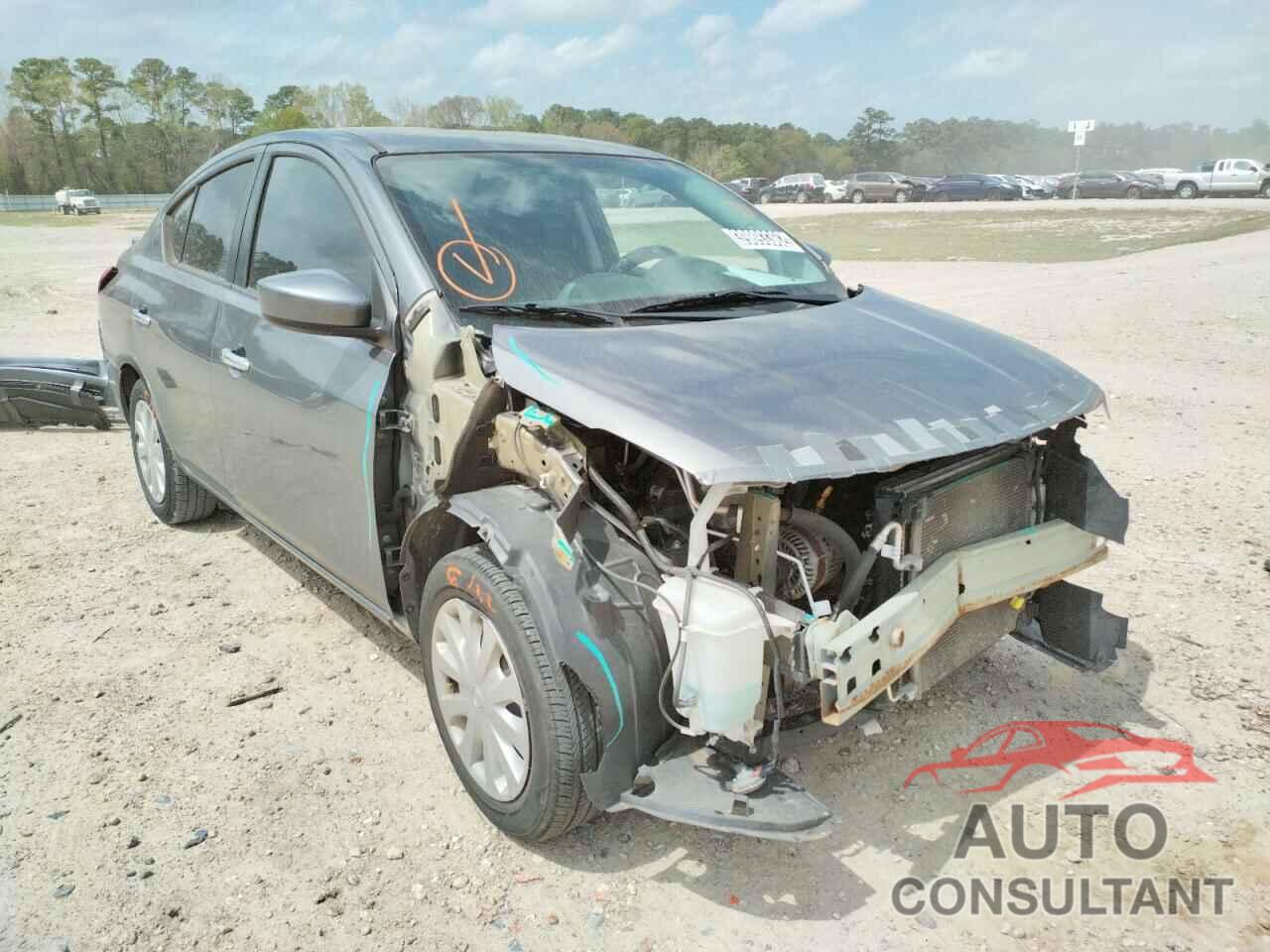 NISSAN VERSA 2017 - 3N1CN7AP5HL848007