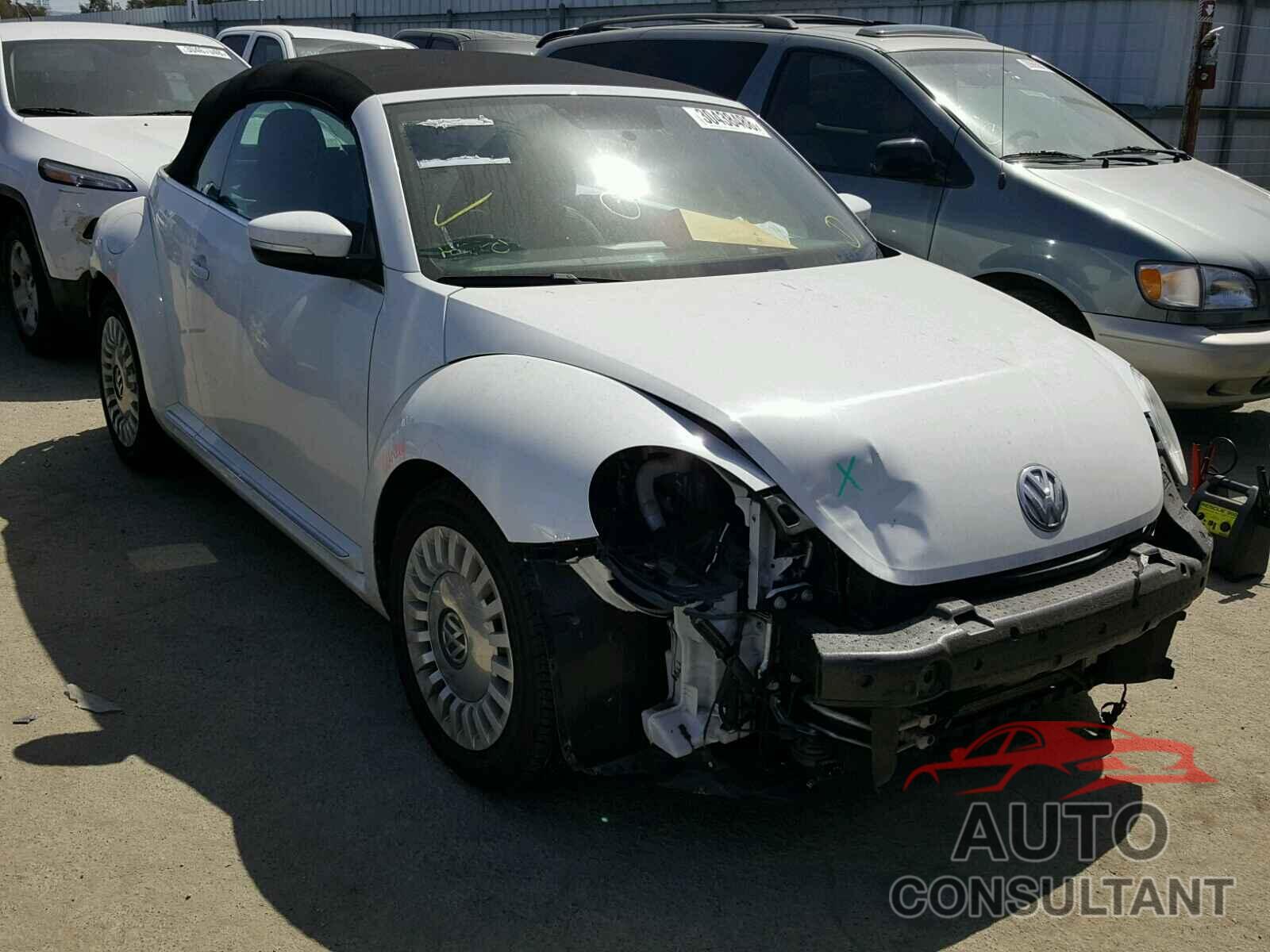 VOLKSWAGEN BEETLE 2015 - 3VW517AT1FM815878