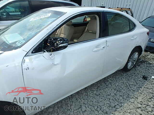 LEXUS ES350 2015 - JTHBK1GG4F2154119