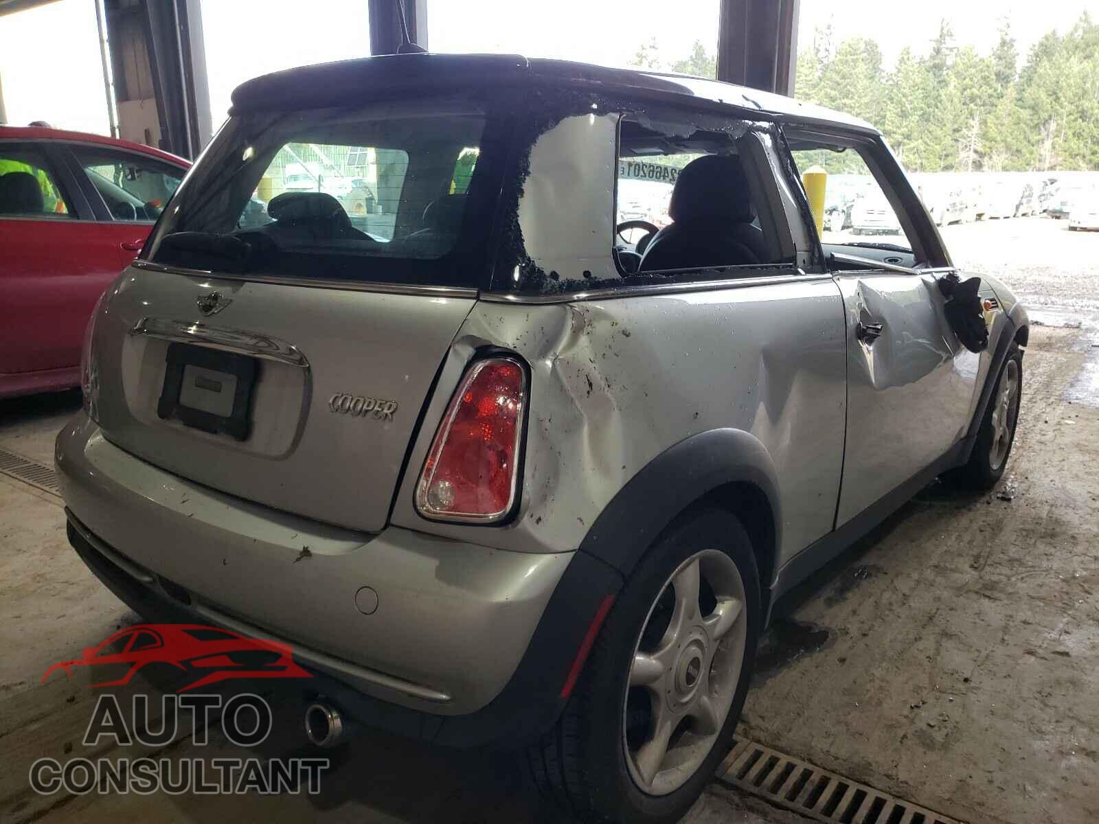 MINI COOPER 2006 - 5YJ3E1EB8MF034239