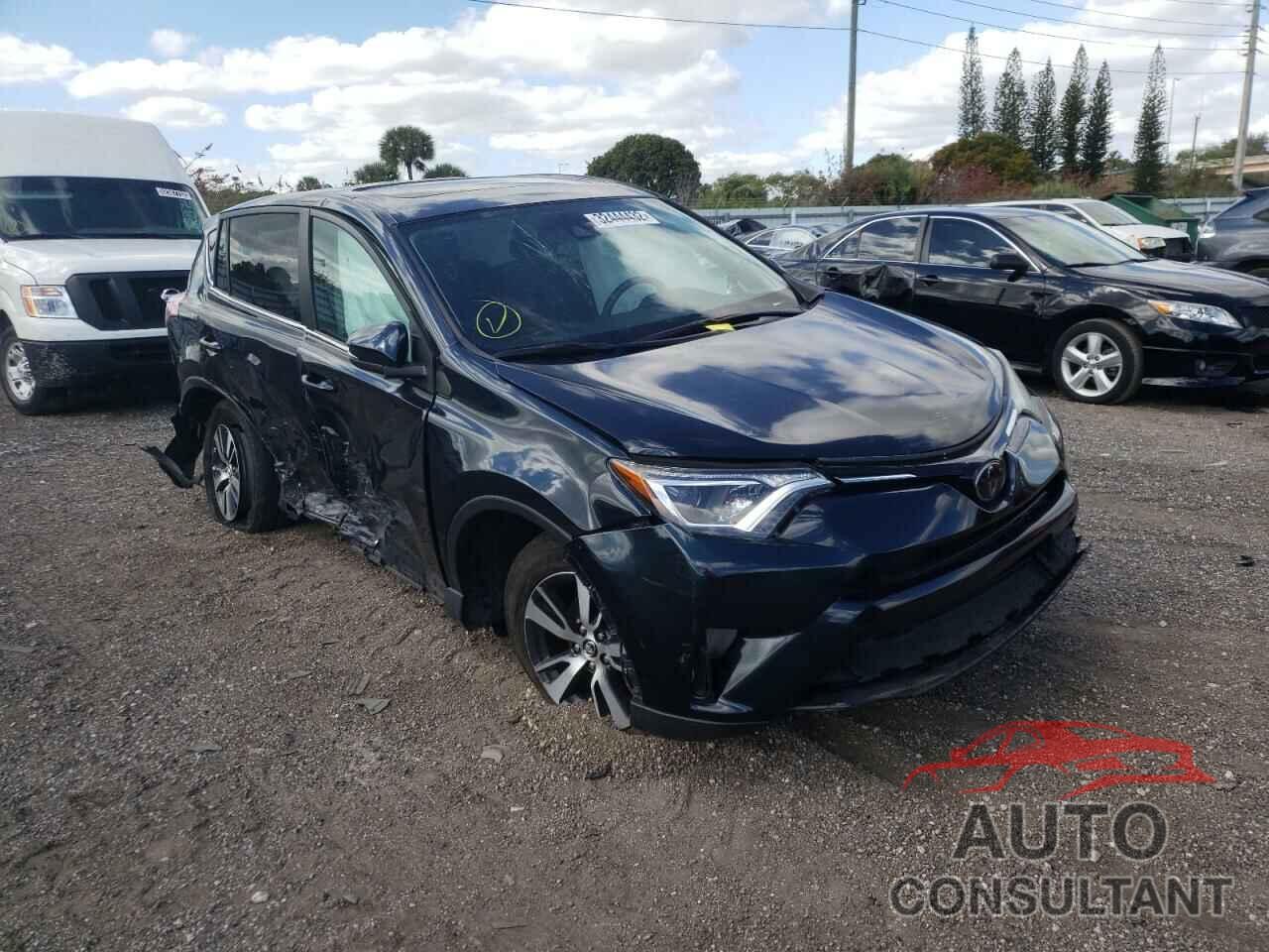 TOYOTA RAV4 2018 - 2T3RFREV9JW804762