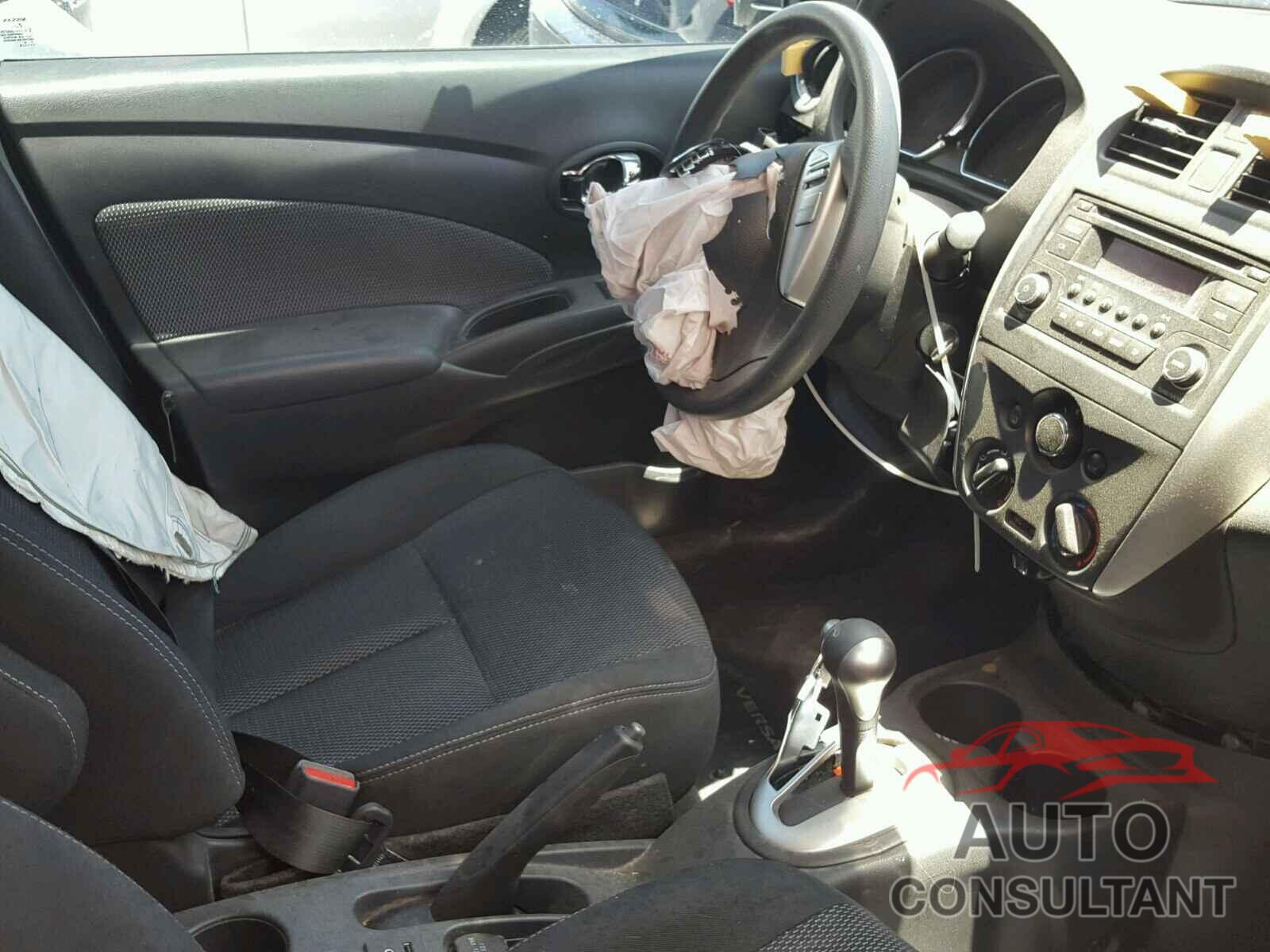 NISSAN VERSA 2016 - 3N1CN7AP2GL874613