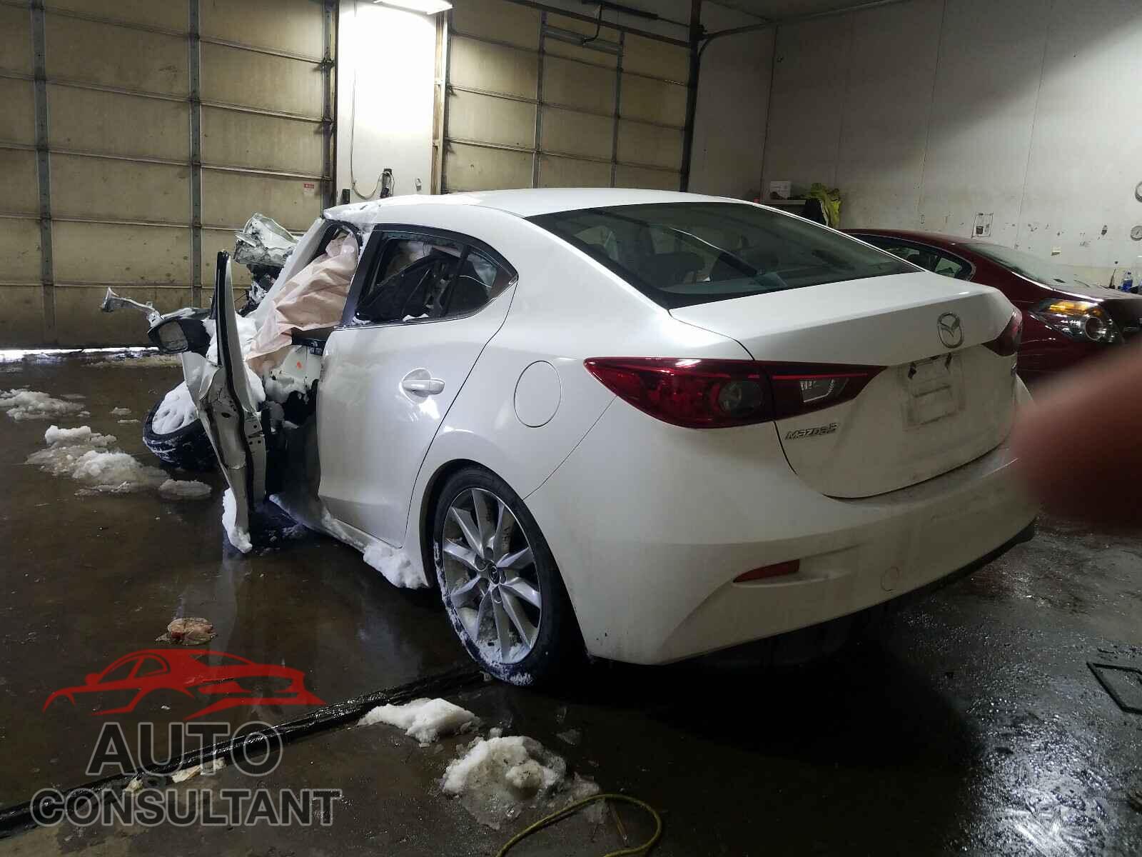 MAZDA 3 2017 - 3MZBN1V73HM108656