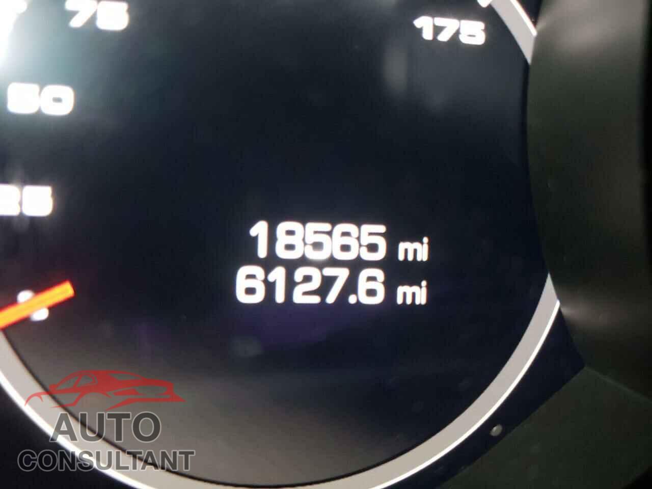 PORSCHE CAYENNE 2020 - WP1AA2AY0LDA03011