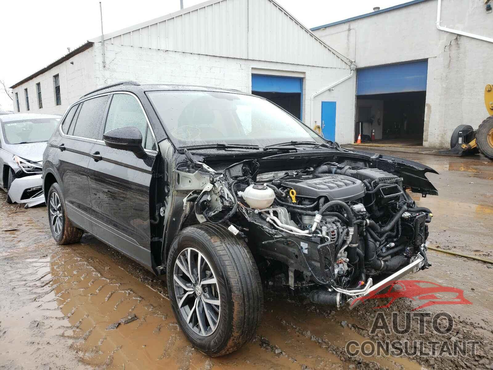 VOLKSWAGEN TIGUAN 2019 - 3VV2B7AX2KM193907