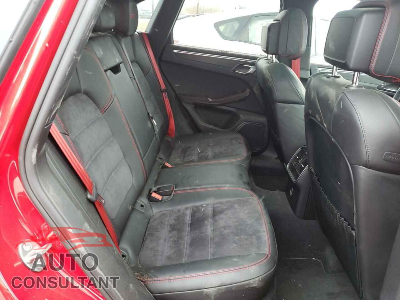 PORSCHE MACAN 2017 - WP1AG2A5XHLB56738
