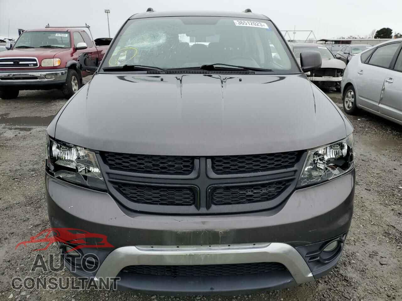 DODGE JOURNEY 2017 - 3C4PDCGB6HT582910