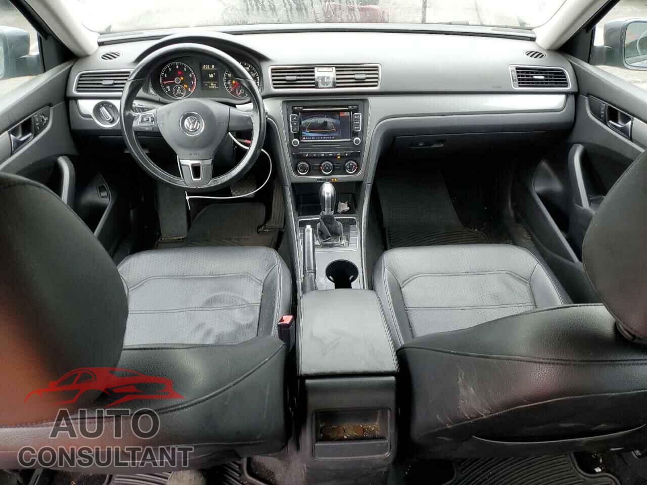 VOLKSWAGEN PASSAT 2015 - 1VWAT7A39FC044242