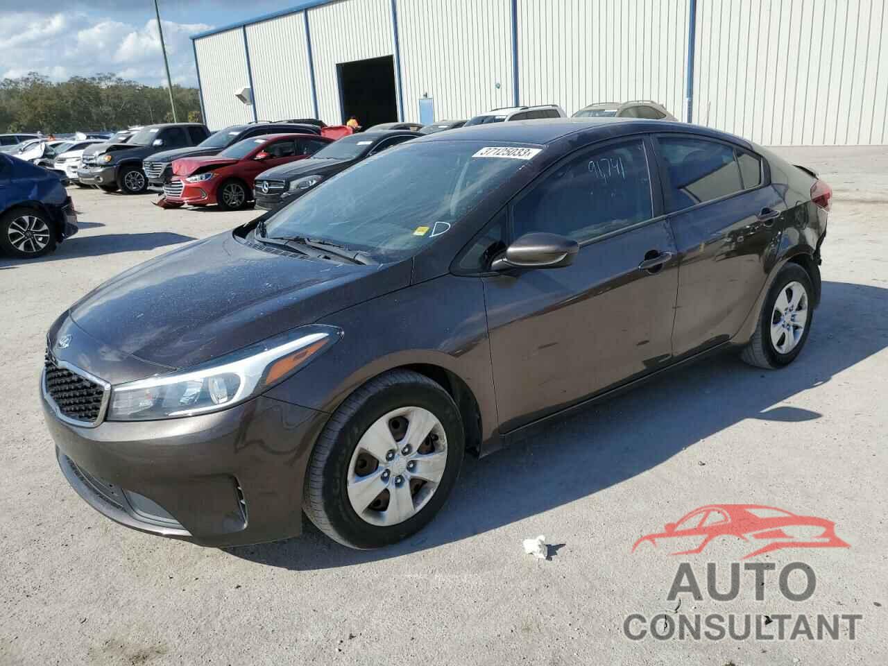 KIA FORTE 2017 - 3KPFK4A75HE013563