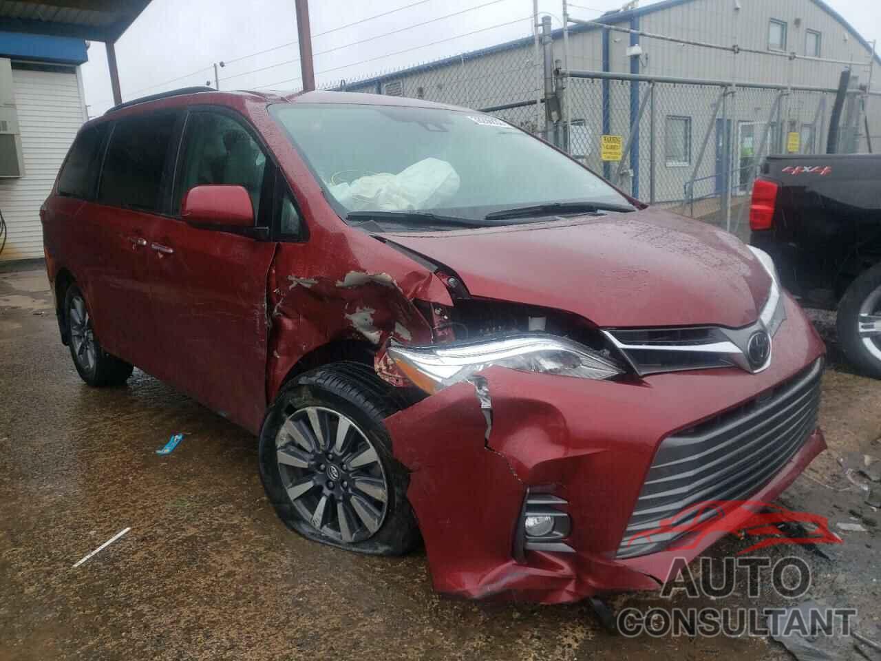 TOYOTA SIENNA 2019 - 5TDDZ3DC1KS227047