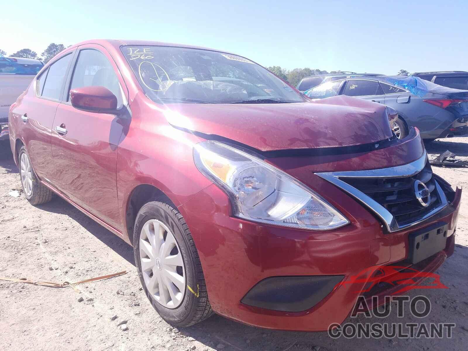 NISSAN VERSA 2017 - 3N1CN7AP0HL813598