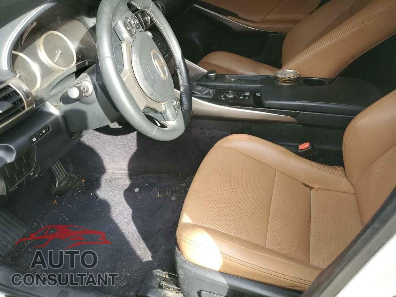 LEXUS IS 2014 - JTHBF1D22E5004696