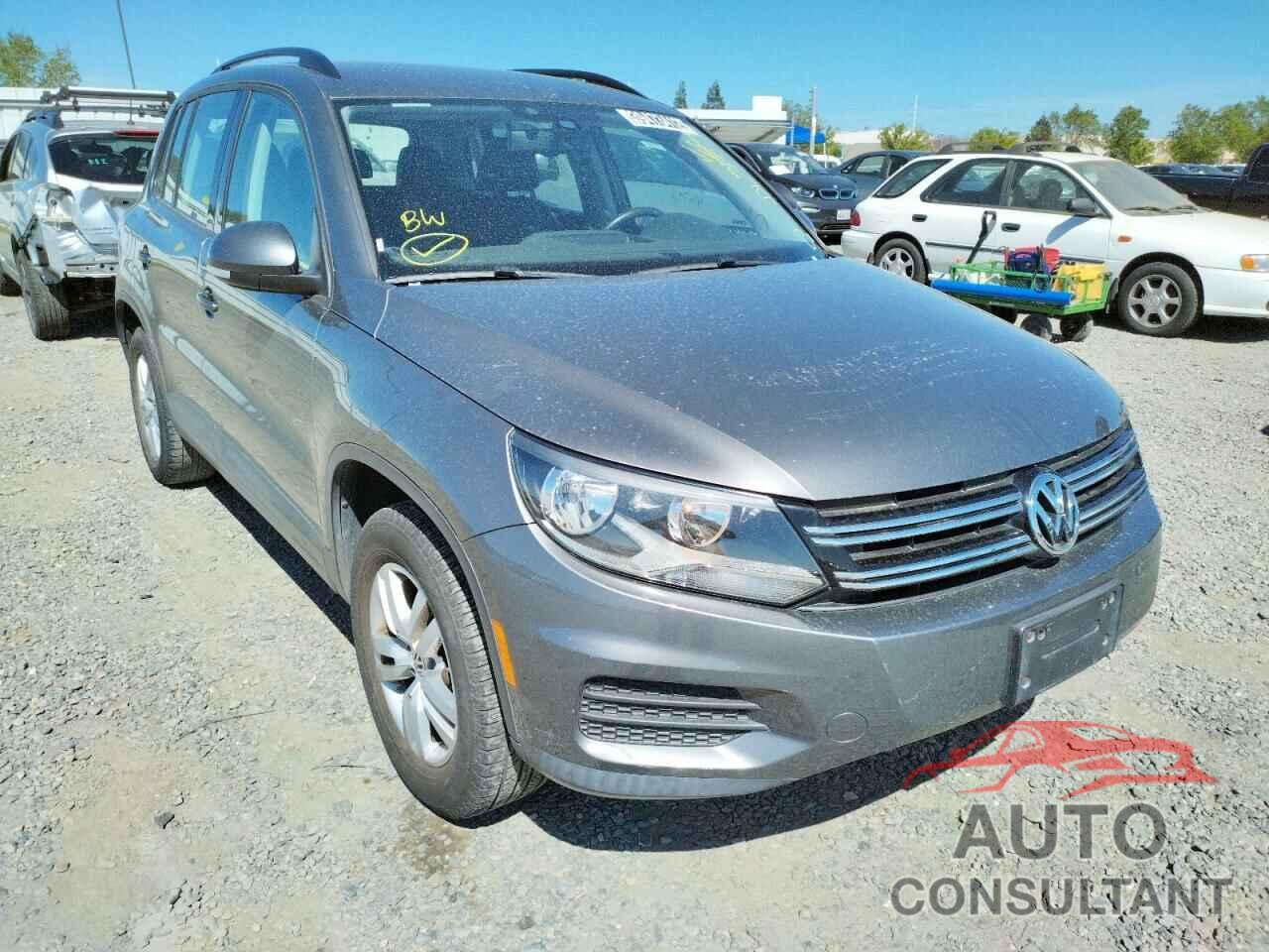 VOLKSWAGEN TIGUAN 2016 - WVGAV7AX2GW513568