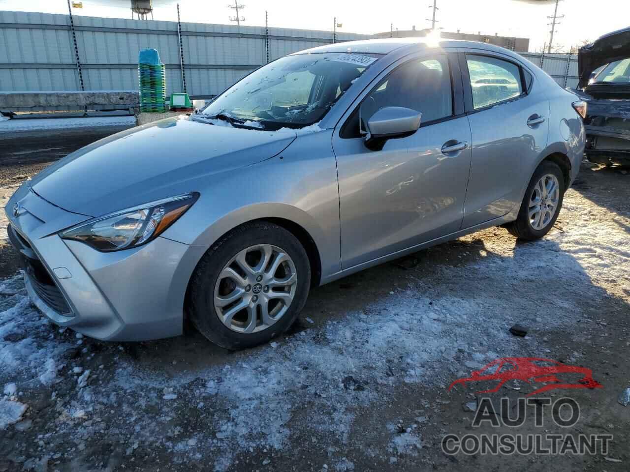 TOYOTA YARIS 2018 - 3MYDLBYV6JY318931