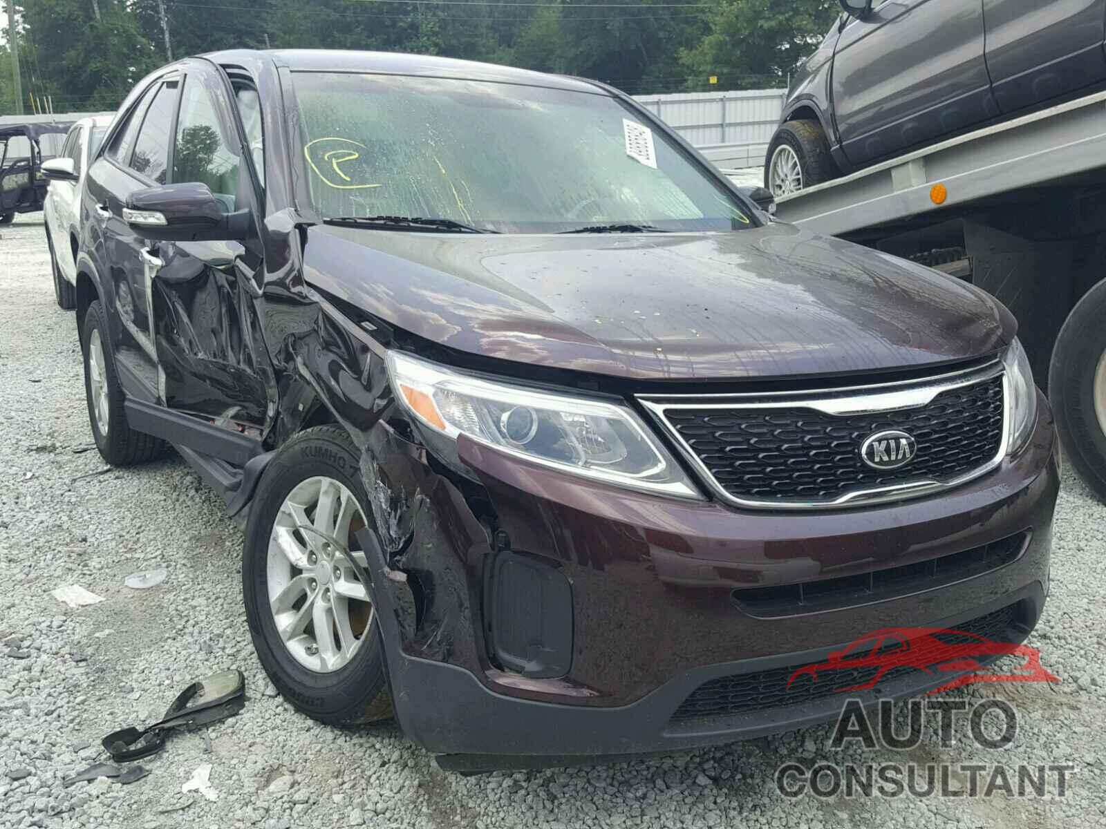 KIA SORENTO LX 2015 - 5XYKT3A60FG588201