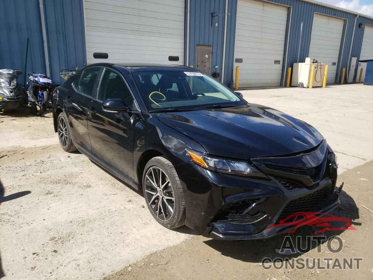 TOYOTA CAMRY 2022 - 4T1G11AK0NU625754