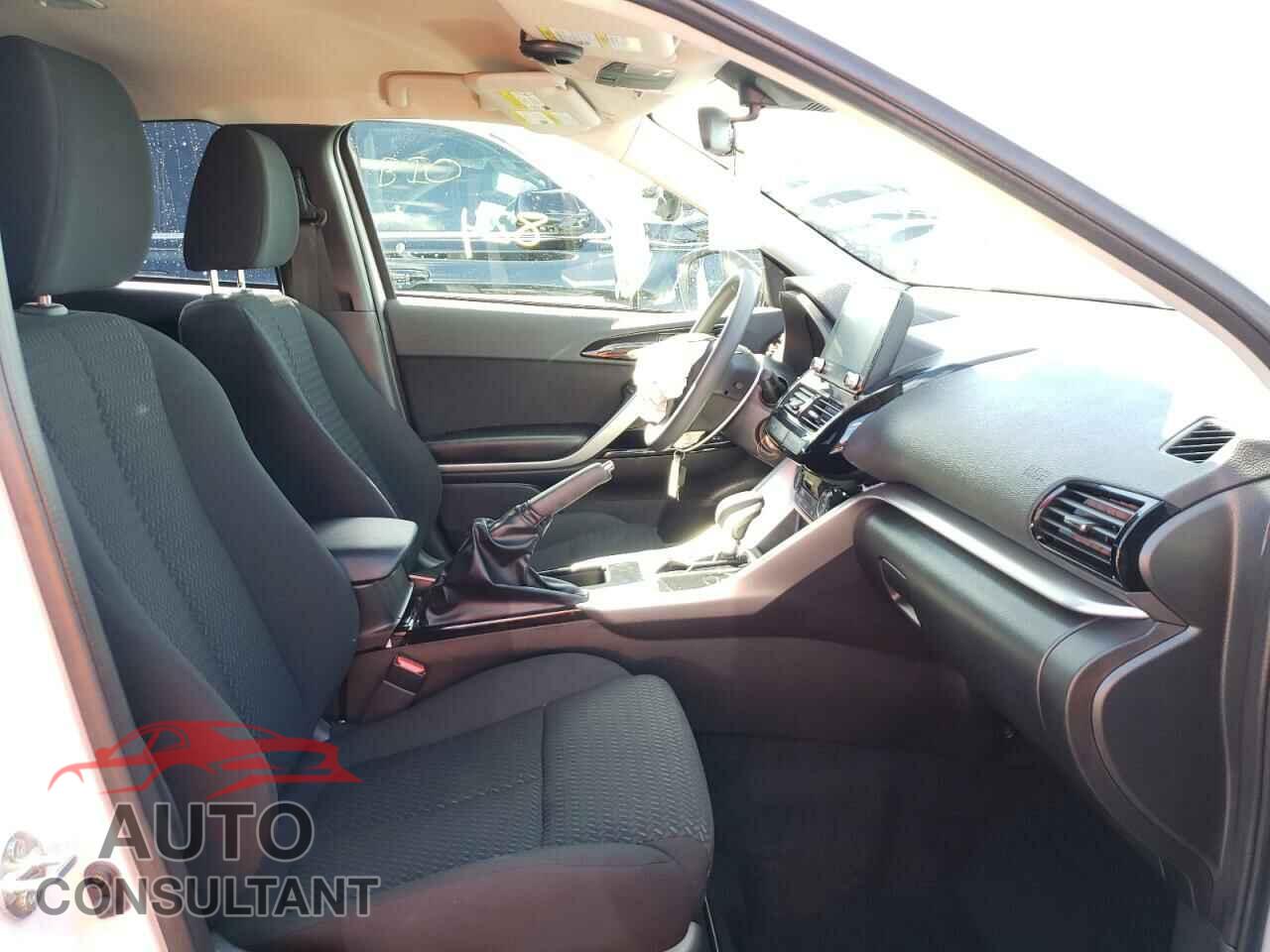 MITSUBISHI ECLIPSE 2022 - JA4ASVAA9NZ054042