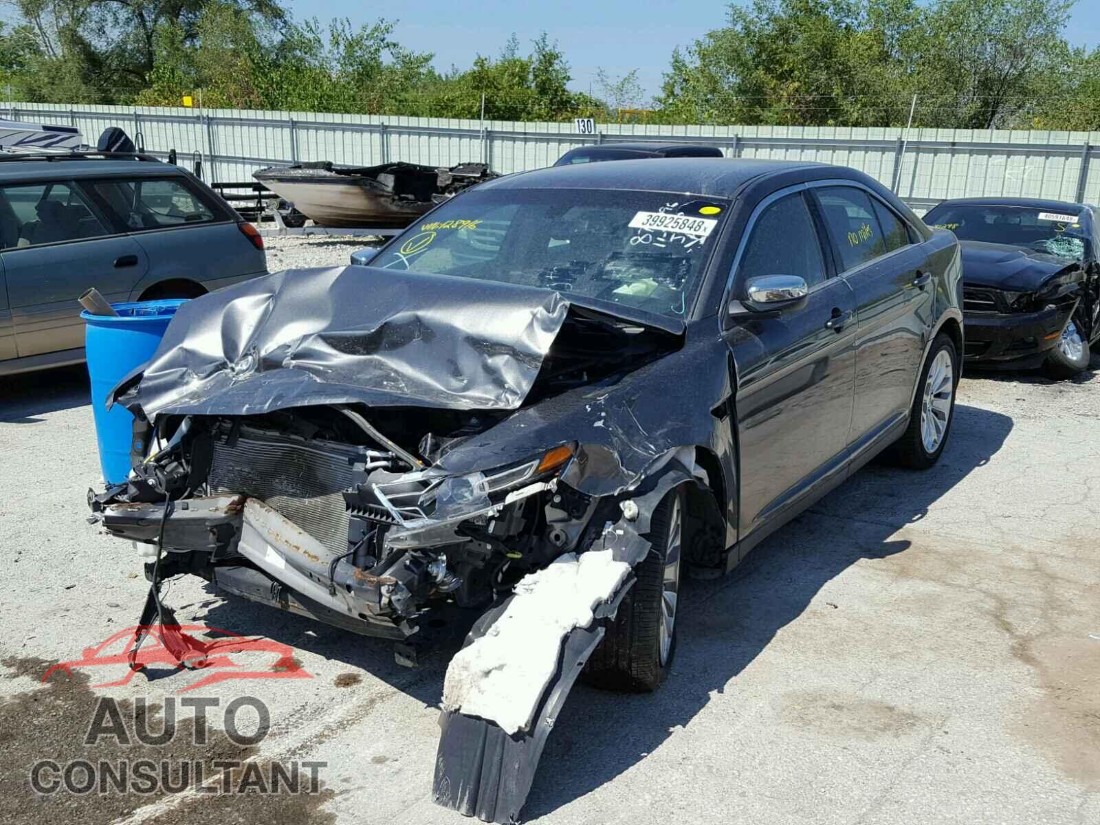 FORD TAURUS 2015 - 1FAHP2F82FG128916