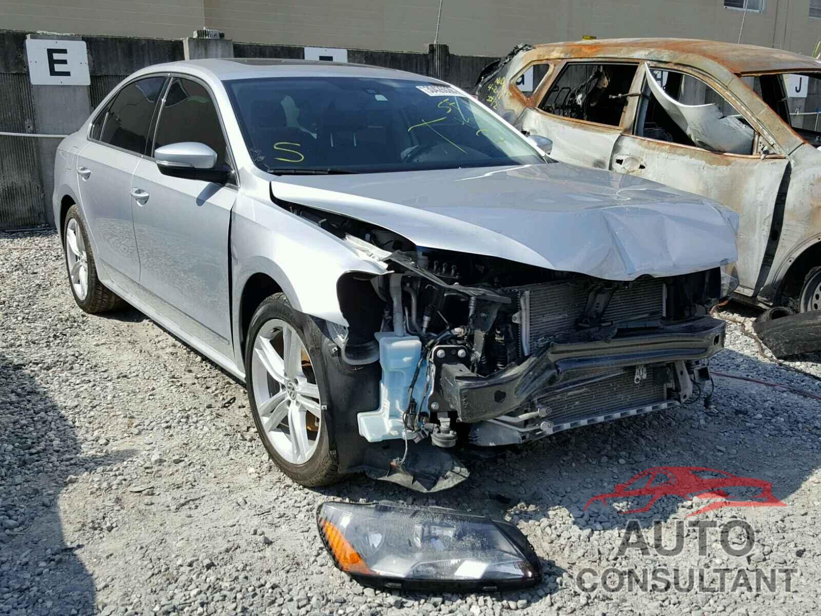 VOLKSWAGEN PASSAT 2015 - 1VWBV7A36FC050515