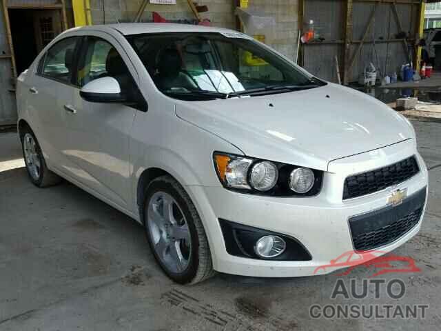 CHEVROLET SONIC 2015 - 1G1JE5SB4F4116622