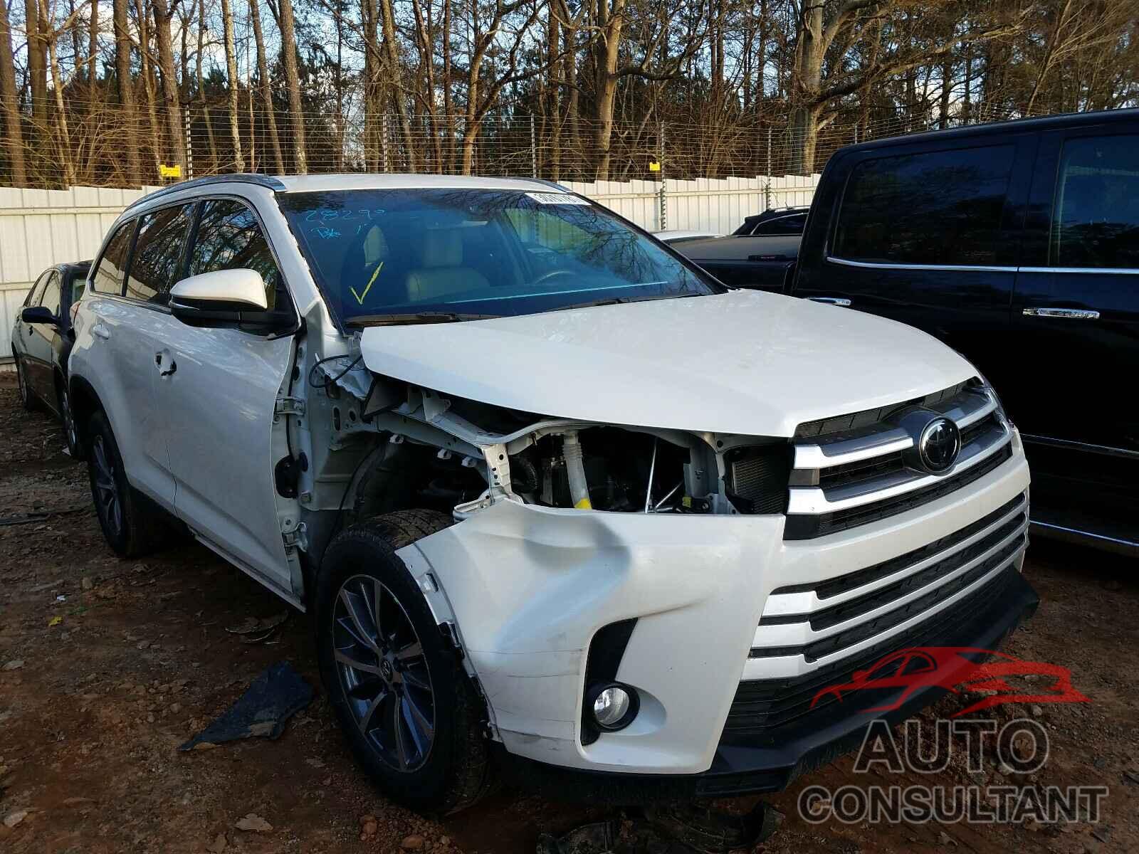 TOYOTA HIGHLANDER 2019 - 5TDKZRFH5KS556238