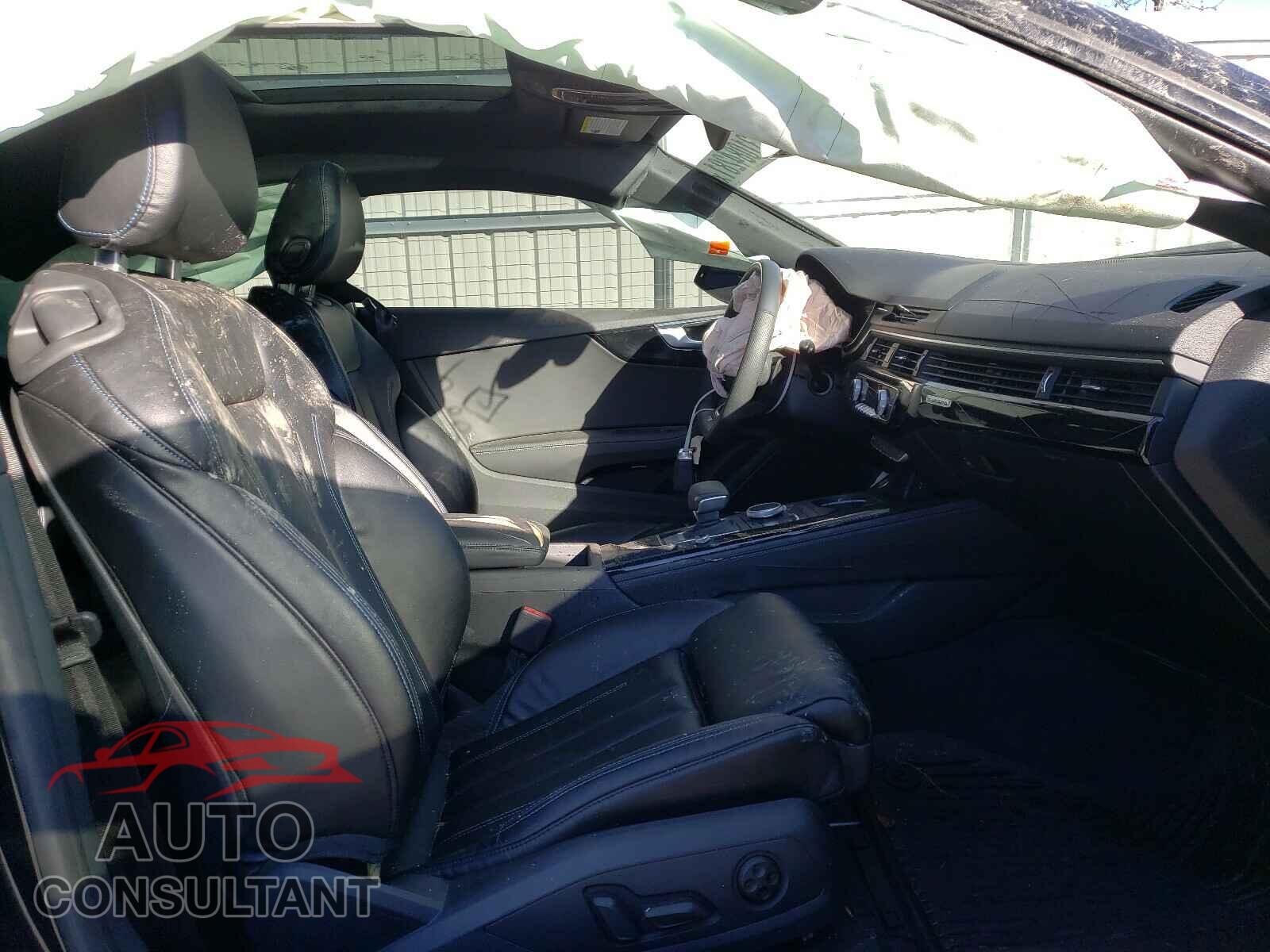 AUDI A5 2019 - WAUUNAF55KA011114