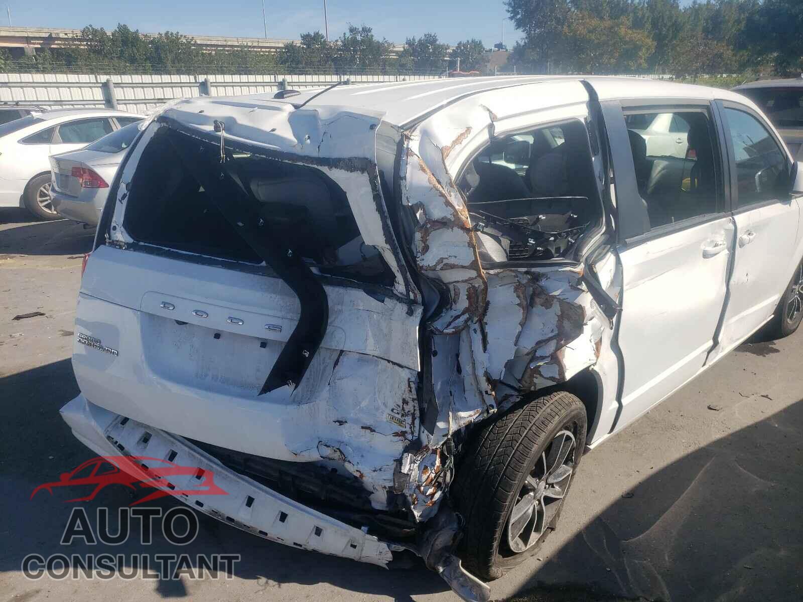 DODGE GRAND CARA 2019 - 2C4RDGEG2KR646014