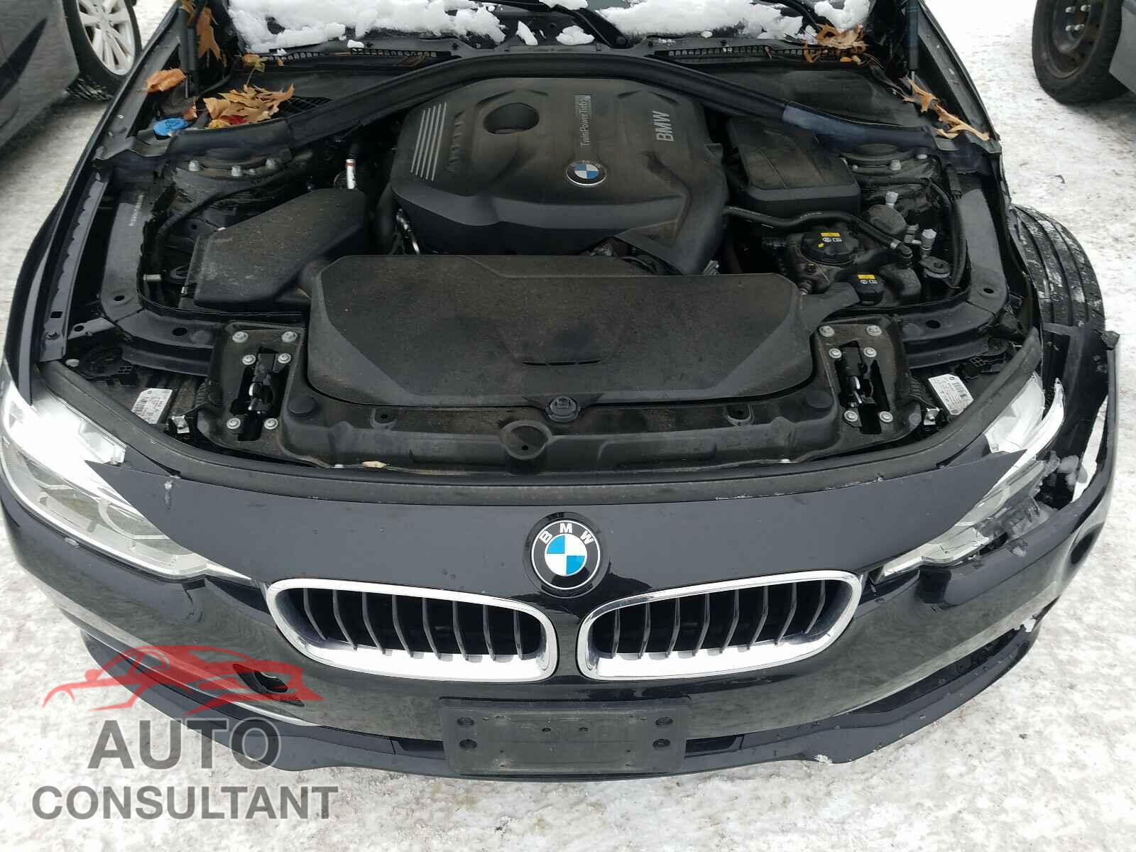 BMW 3 SERIES 2018 - WBA8D9C52JA616357