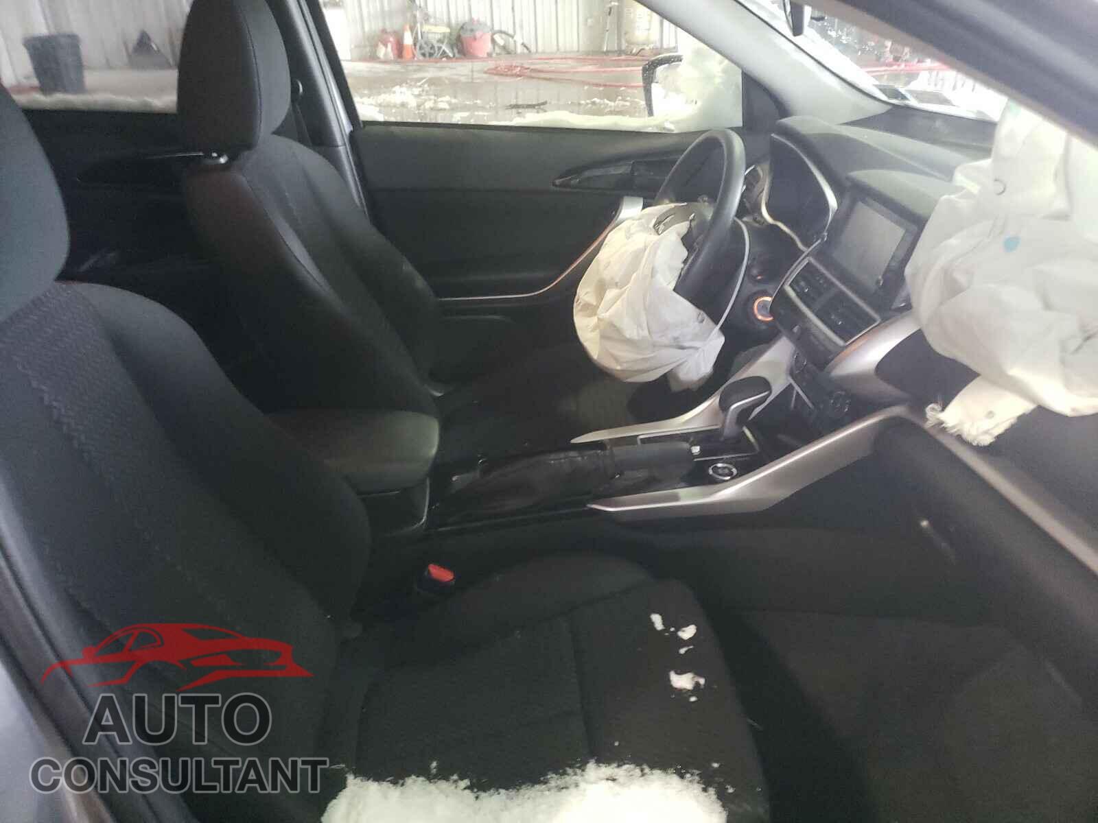 MITSUBISHI ECLIPSE 2019 - JA4AT3AA7KZ028746