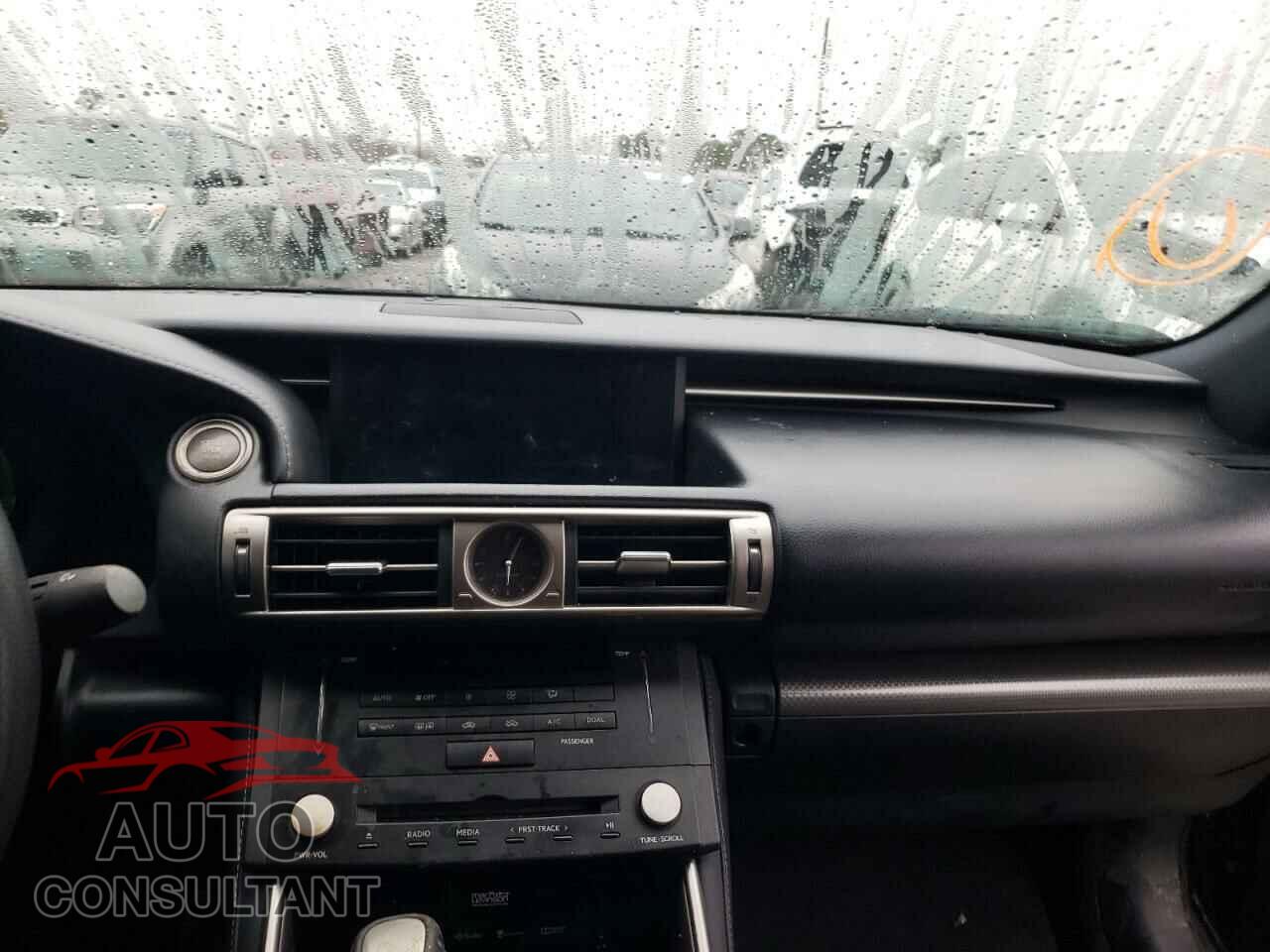 LEXUS IS 2016 - JTHBA1D29G5007256