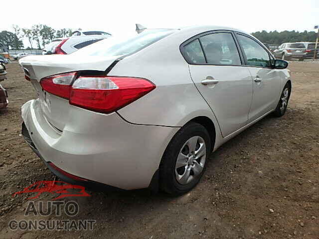 KIA FORTE 2015 - KNAFK4A65F5295779