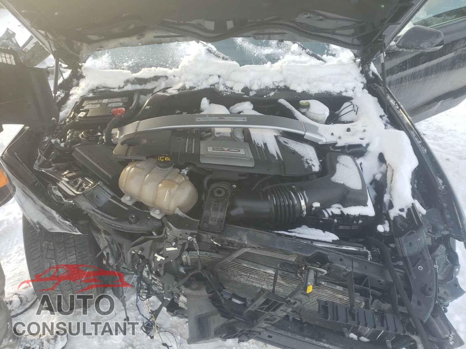 FORD MUSTANG 2019 - 1FA6P8CF1K5157441