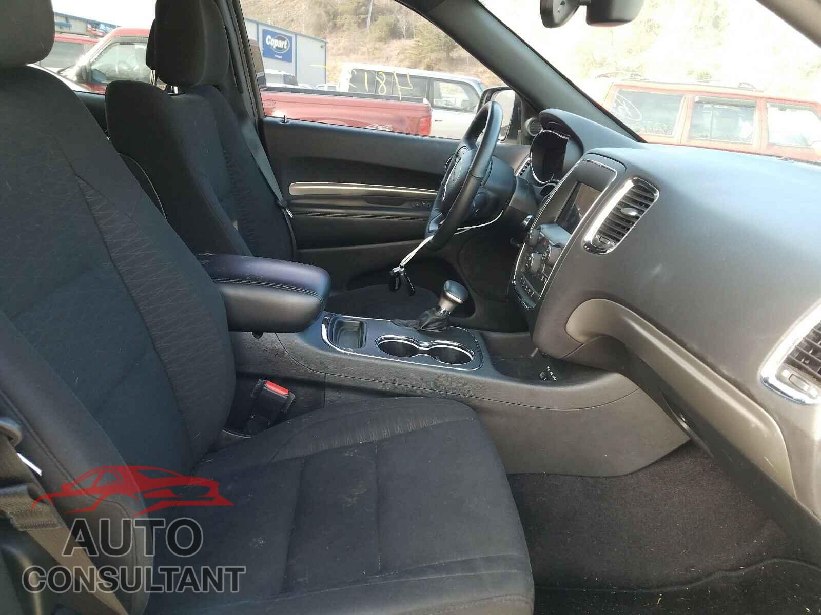 DODGE DURANGO 2018 - 1C4RDJAG2JC266021