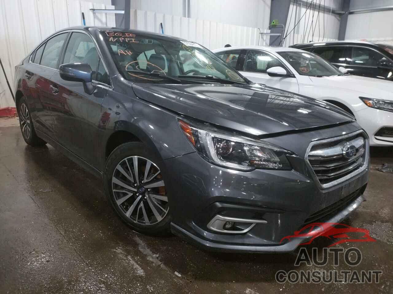 SUBARU LEGACY 2018 - 4S3BNAF64J3018741