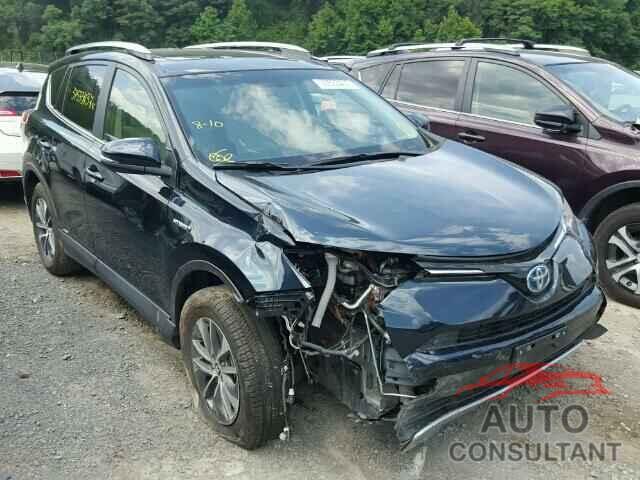 TOYOTA RAV4 2017 - JTMRJREV1HD064615